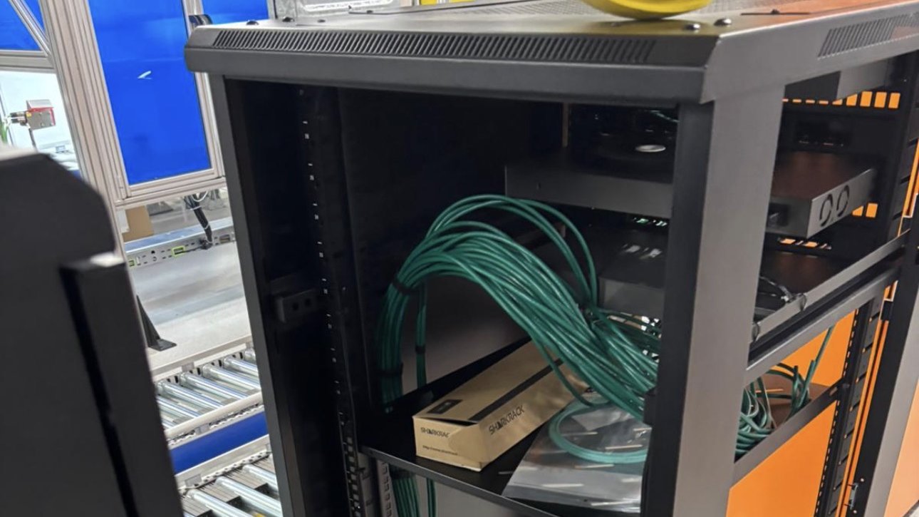 Bank of multi-unit access and intrusion control boards supporting the door-by-door zoning